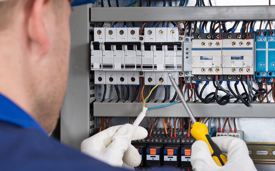 électricien dépannage Pontoise